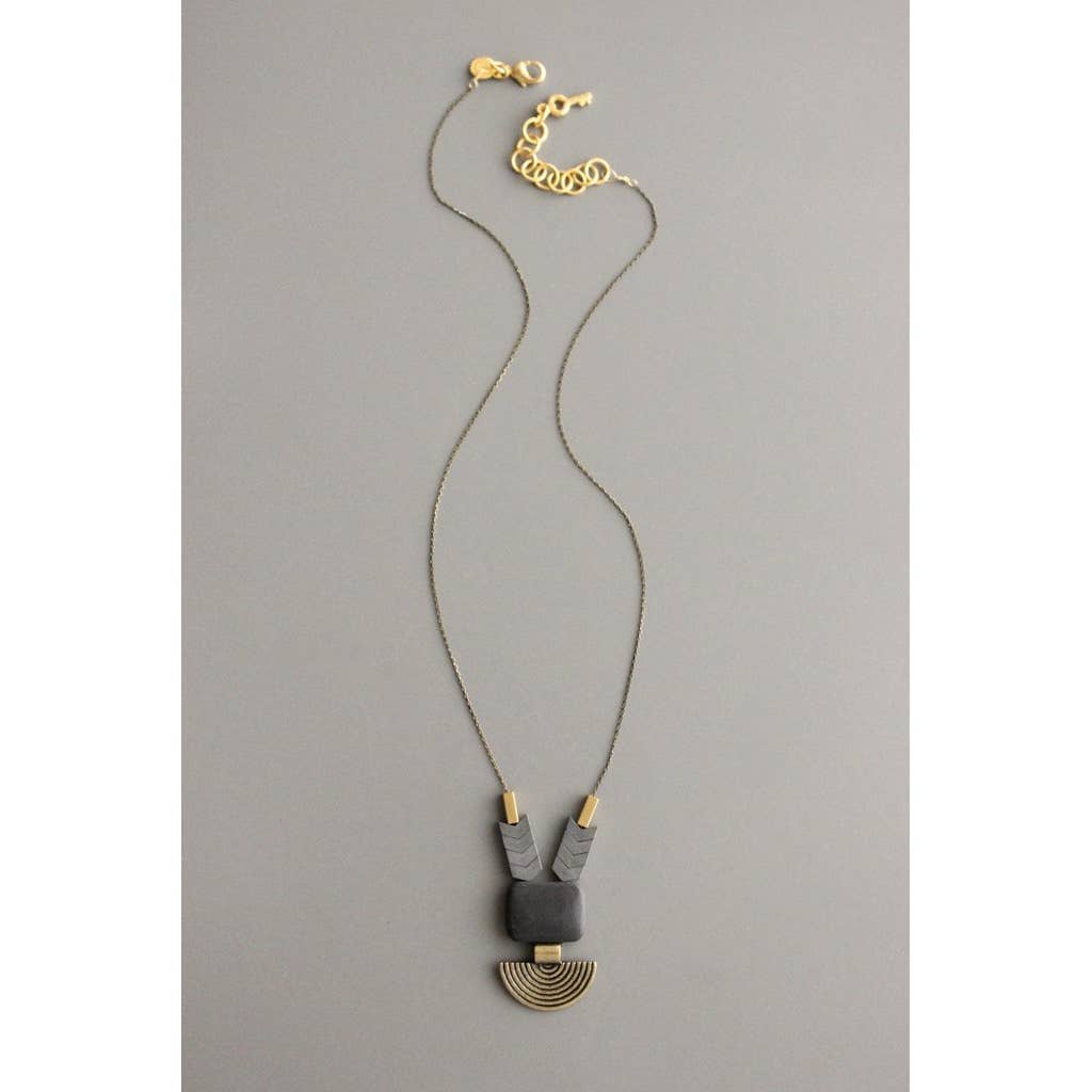 David Aubrey Jewelry - XIN318 Black Agate Geometric Pendant Necklace