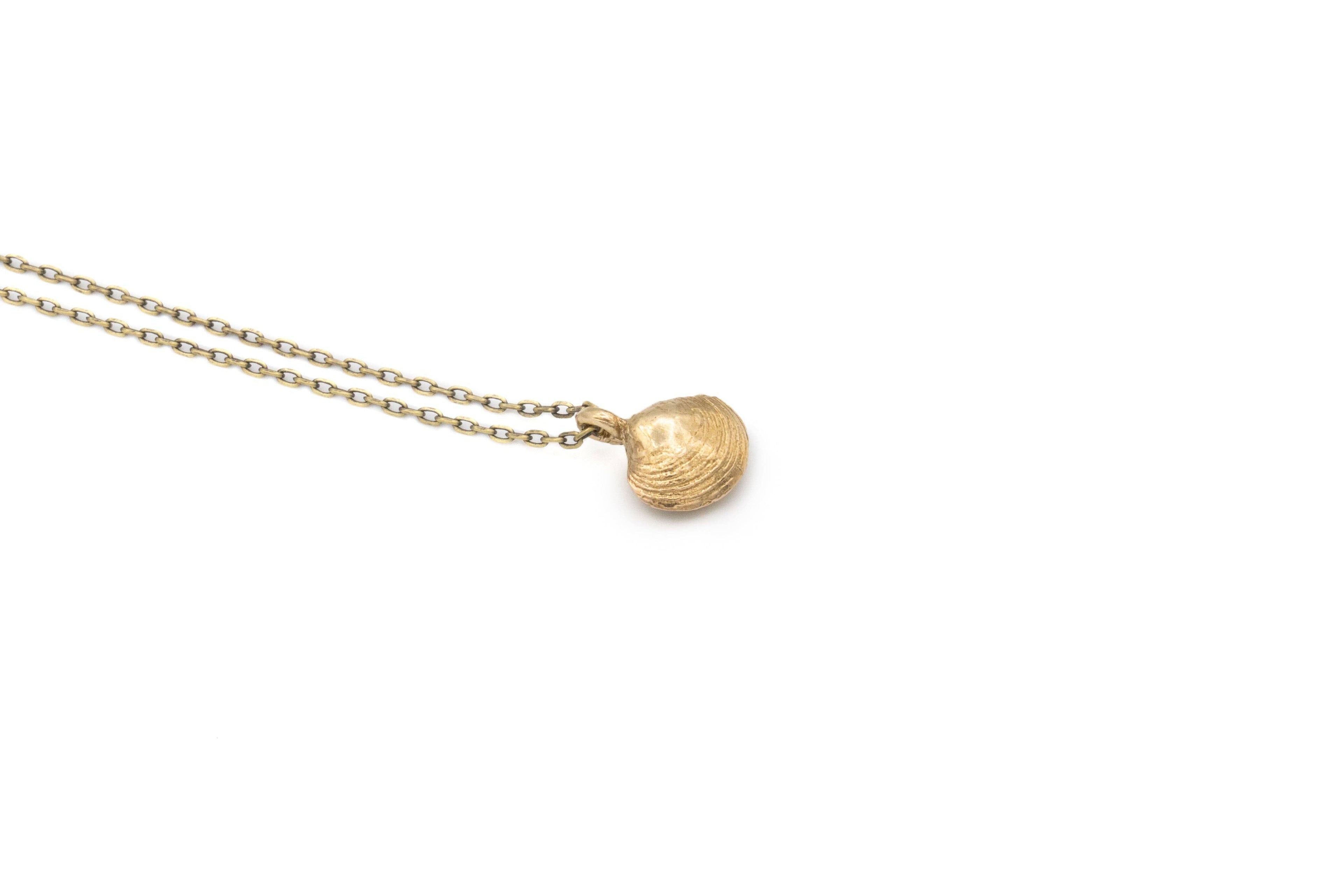 Mana Made Jewelry - Mana Made x CCE Clam Pendant
