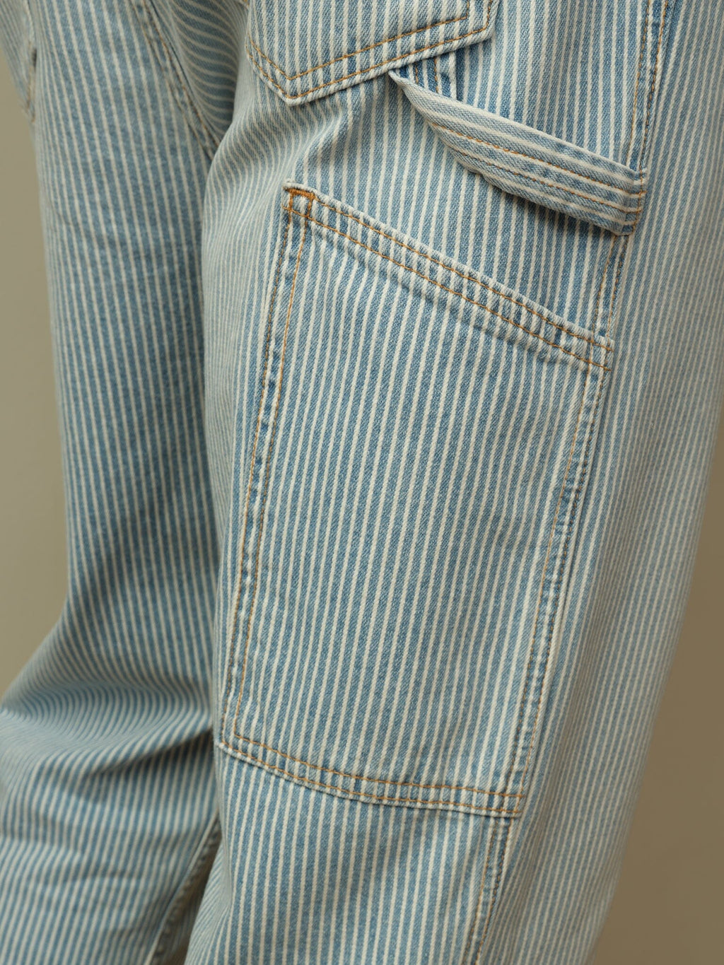 Pilon Jean in Railroad Denim