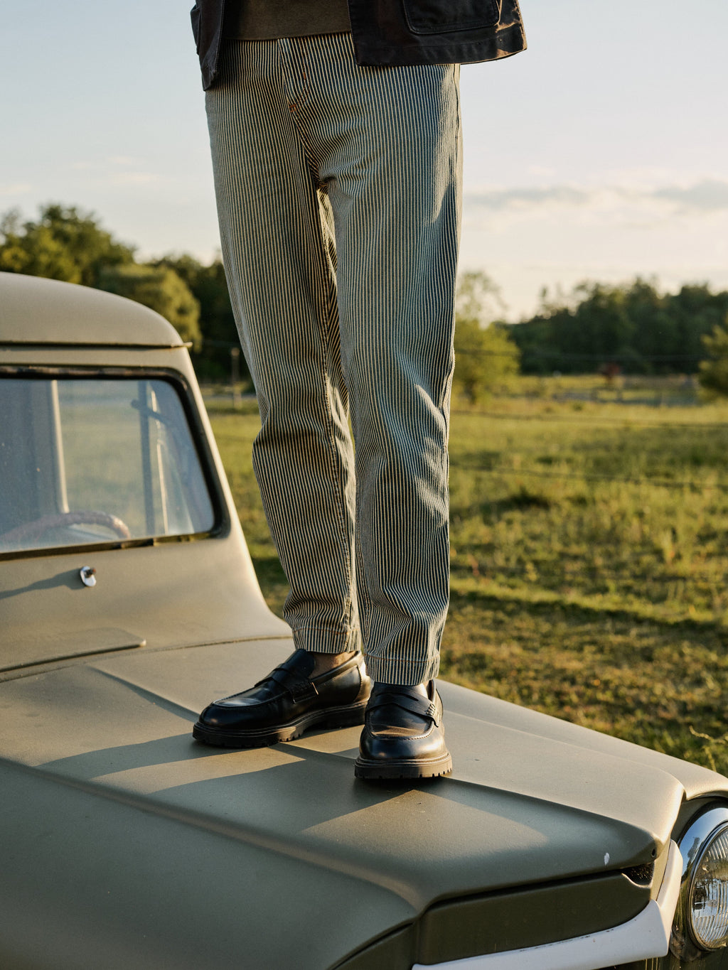 Pilon Jean in Railroad Denim