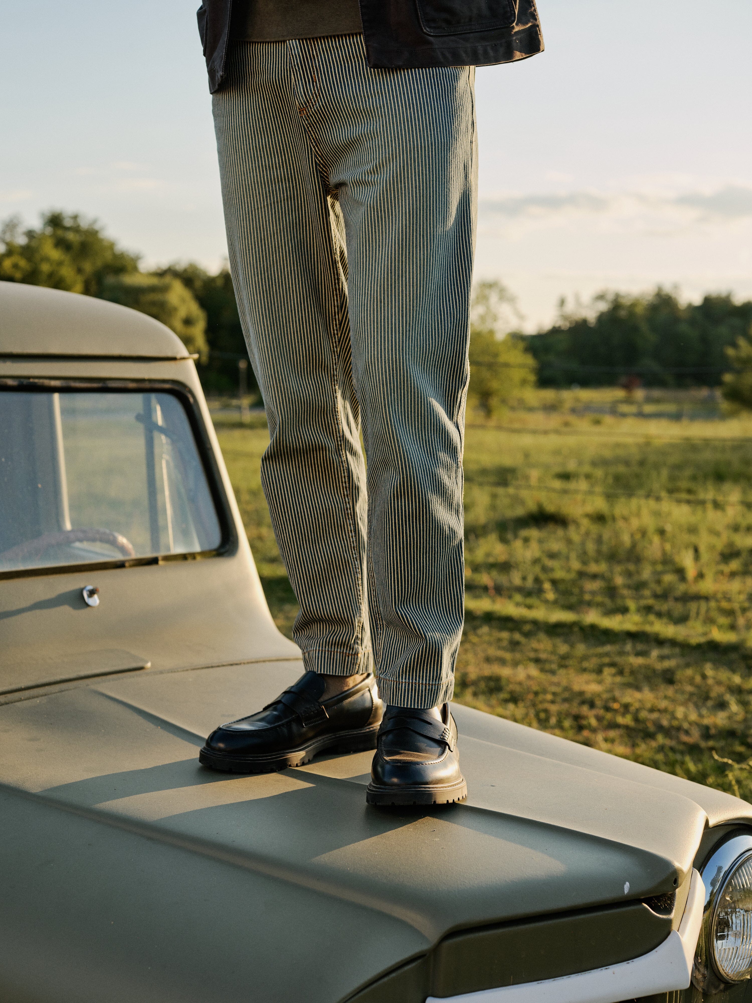 Pilon Jean in Railroad Denim