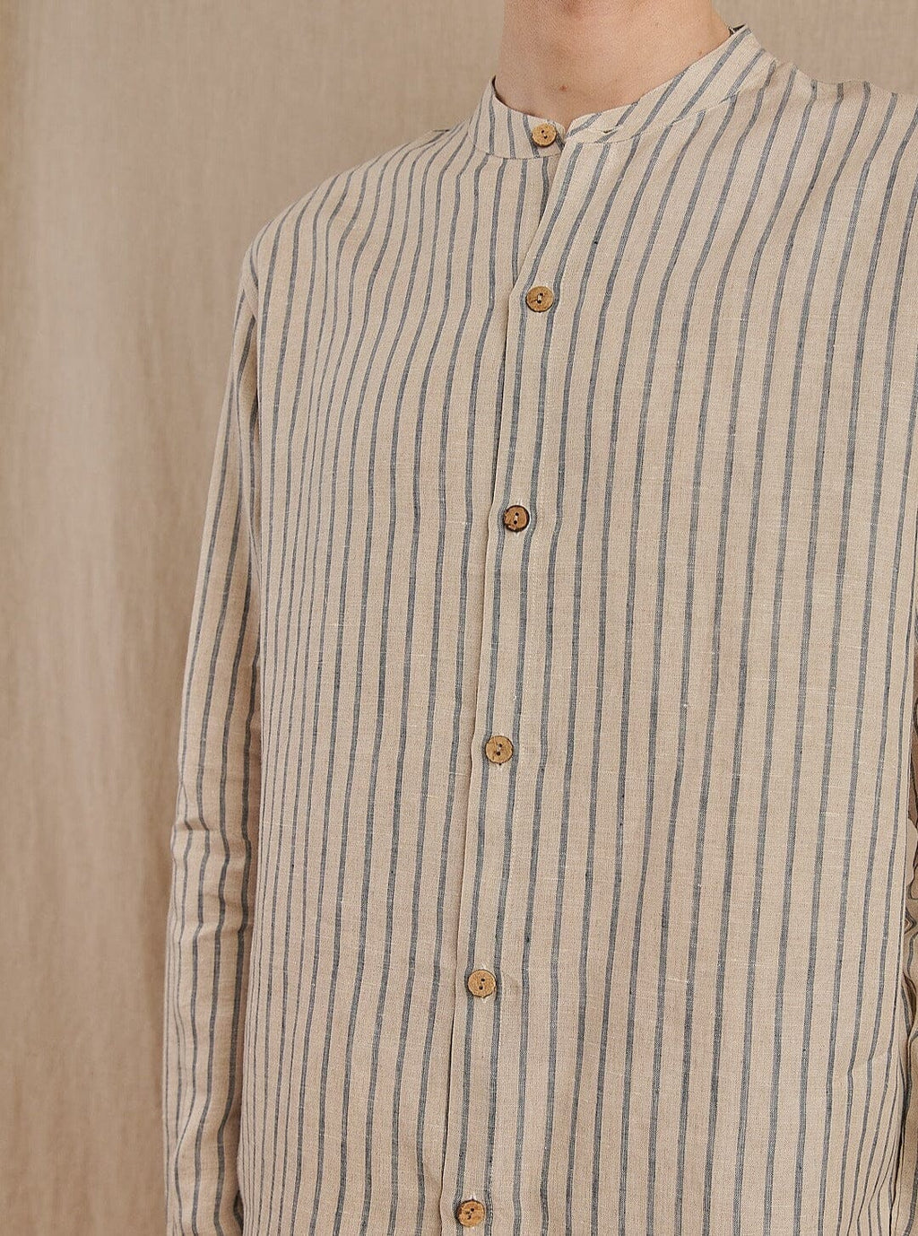 Monty Mandarin Shirt in Striped Linen