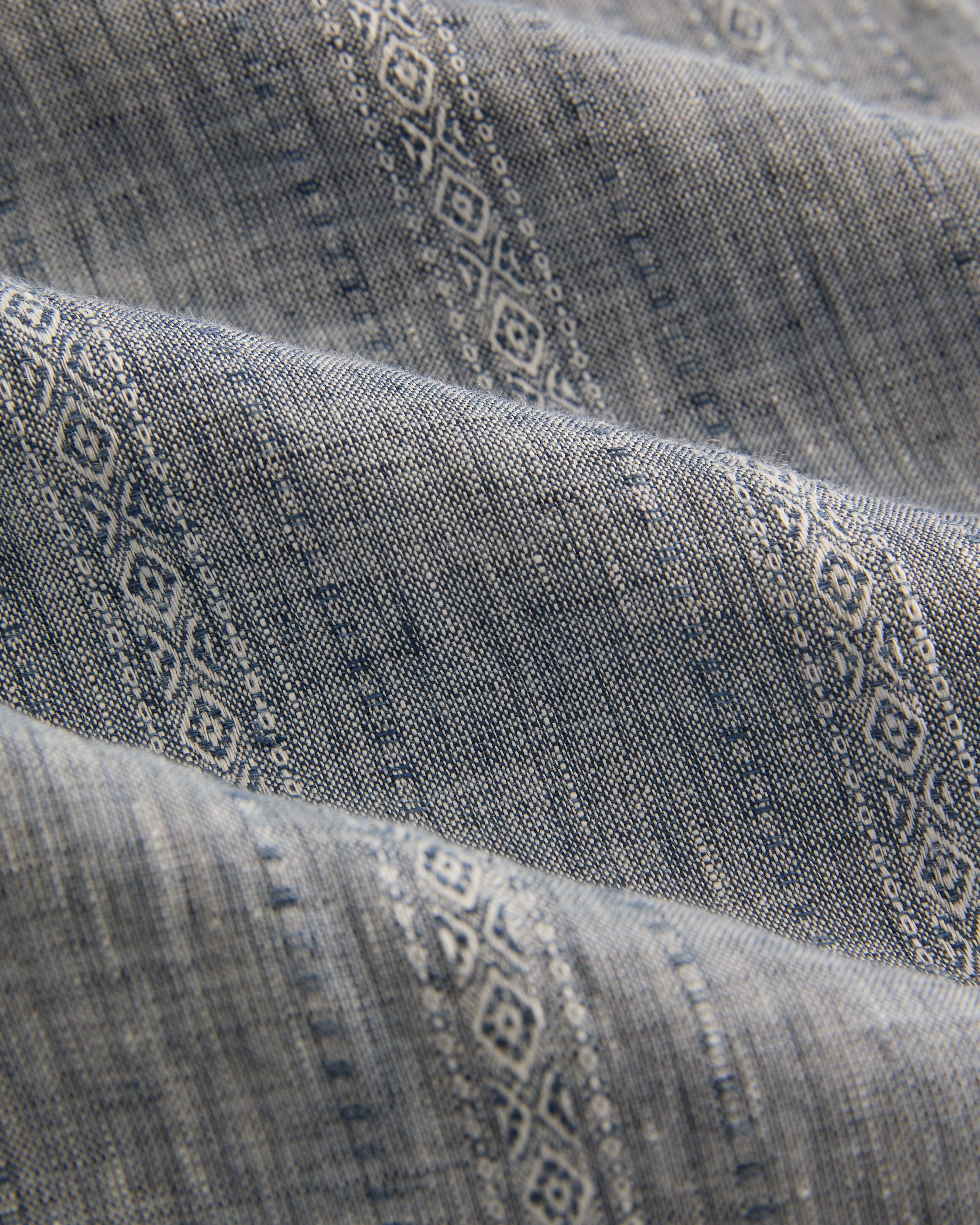 Edith Blouse in Linen Jacquard
